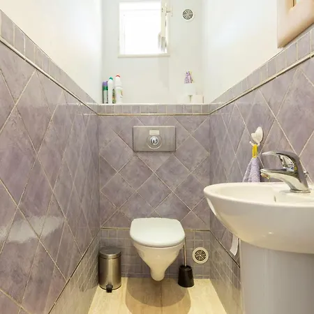 Bnb Renting Seafront In Cap D'Antibes Antibes